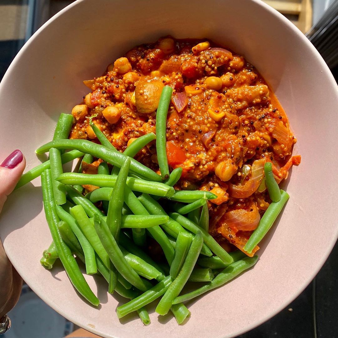 Mexican Quinoa with Chickpeas and Vegetables