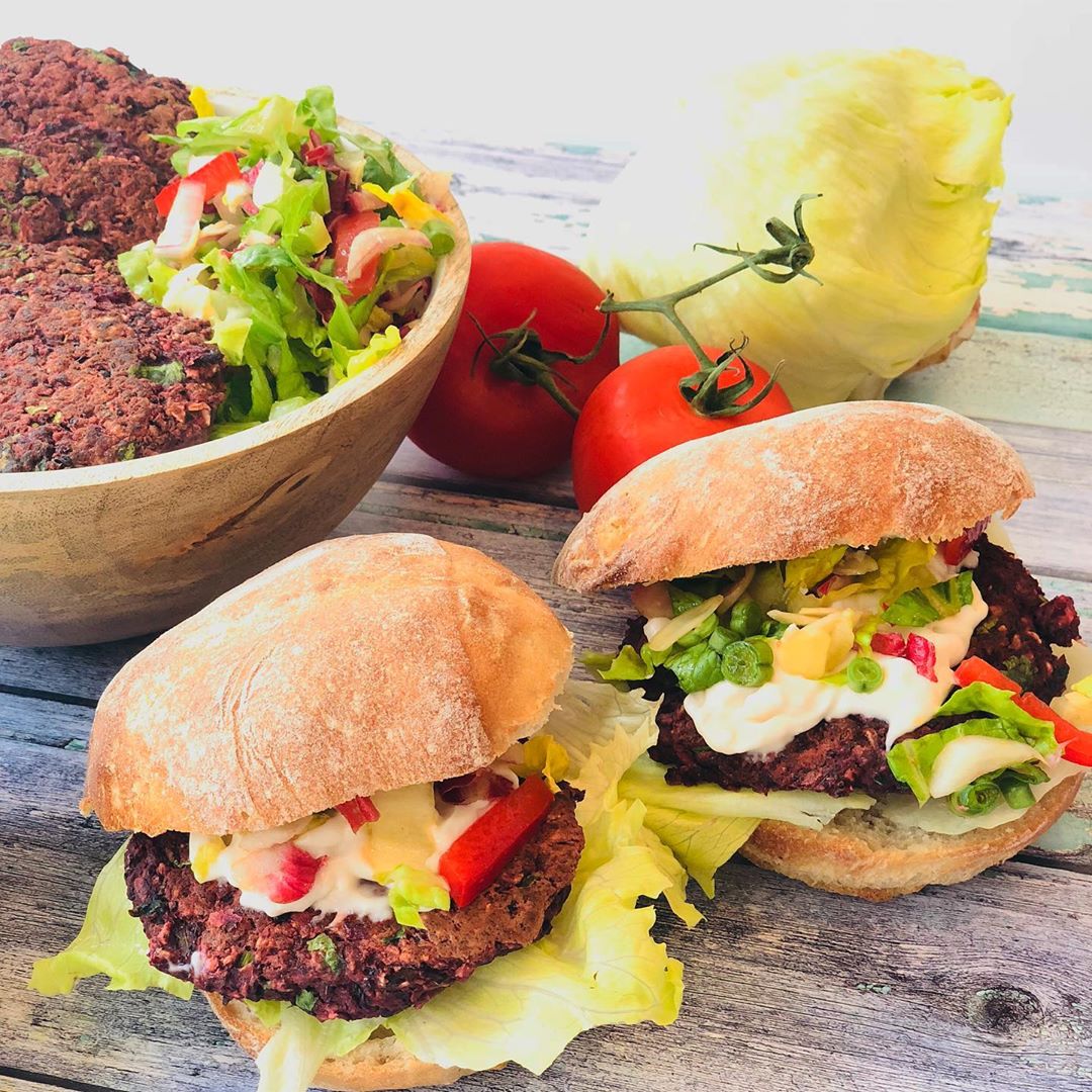 Vegan Black Bean & Beetroot Burgers