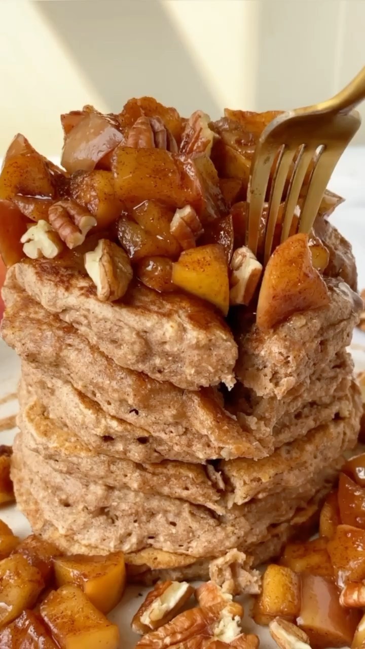 Apple Spiced Pancakes