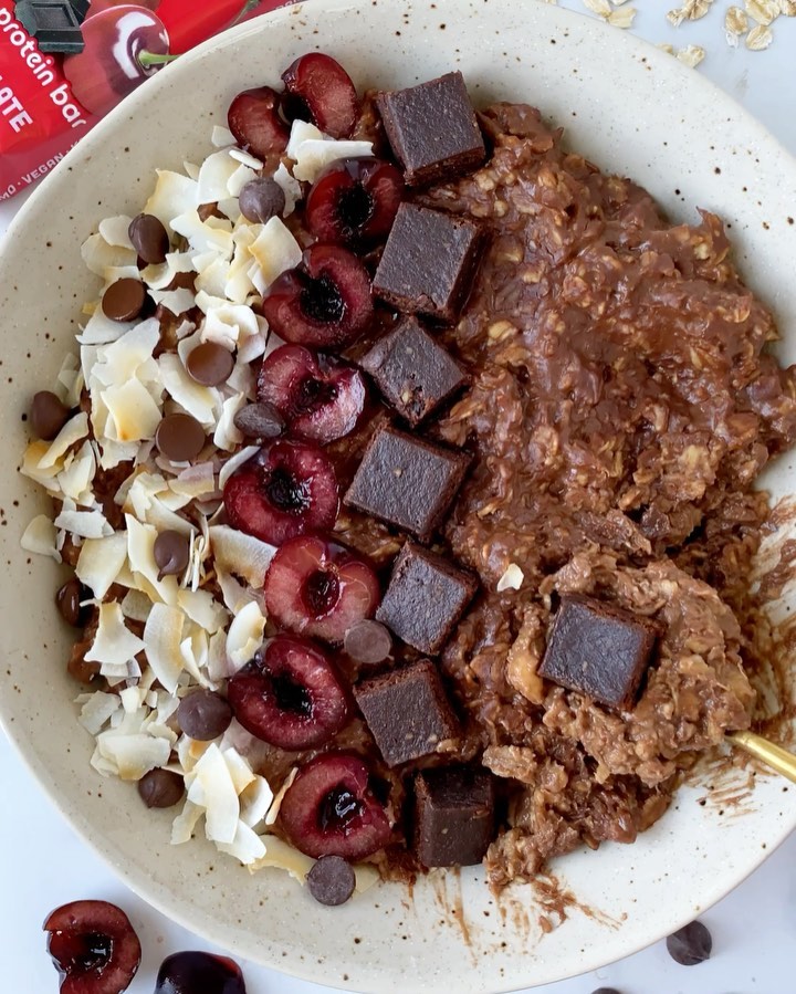 Chocolate Protein Oats