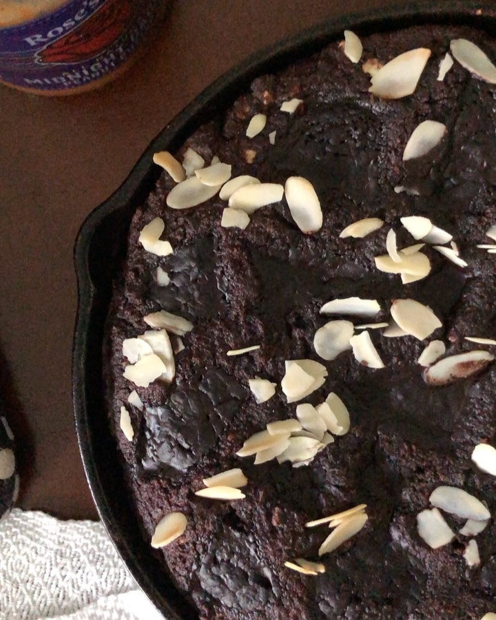 Skillet Double Chocolate Vegan Cookie