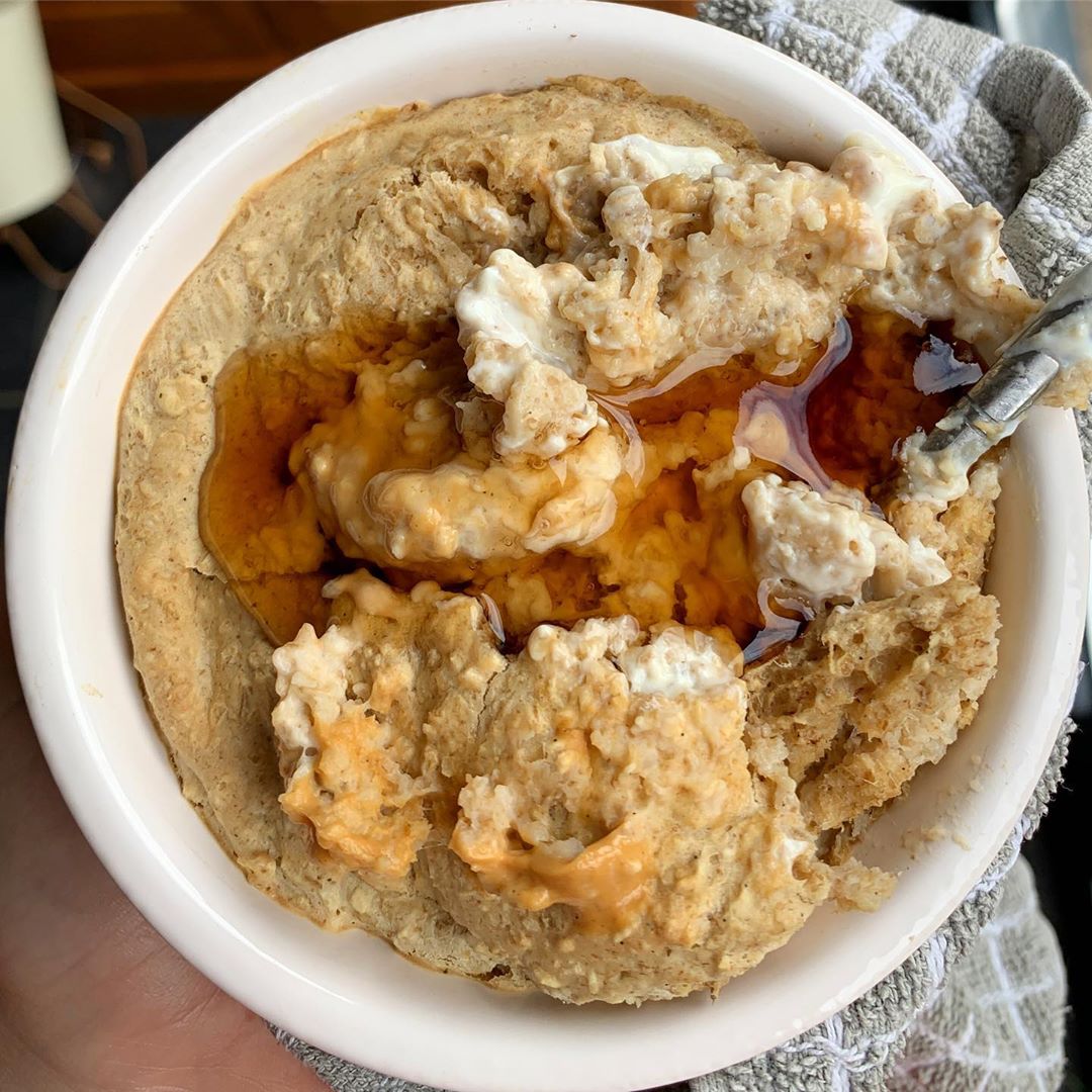 Peanut Butter Cheesecake Baked Oats