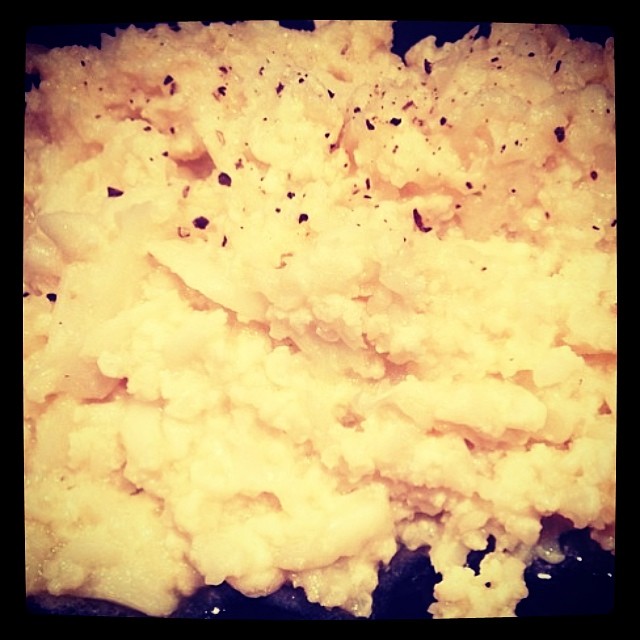 Vegan Cauliflower Mash with Garlic