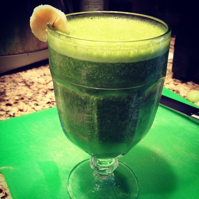 Strawberry Banana Super Green Smoothie