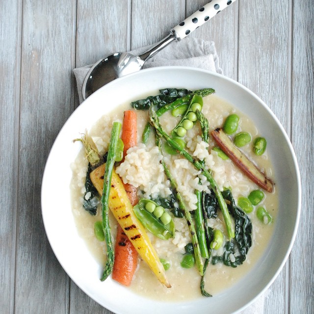 Steaming Garlicky Congee with Spring Veggies