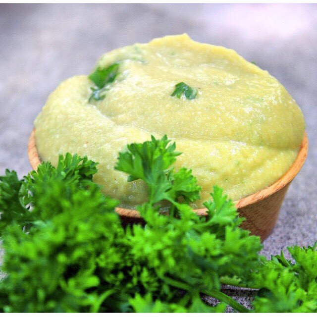 Refreshing Vegan Cucumber Hummus Dip