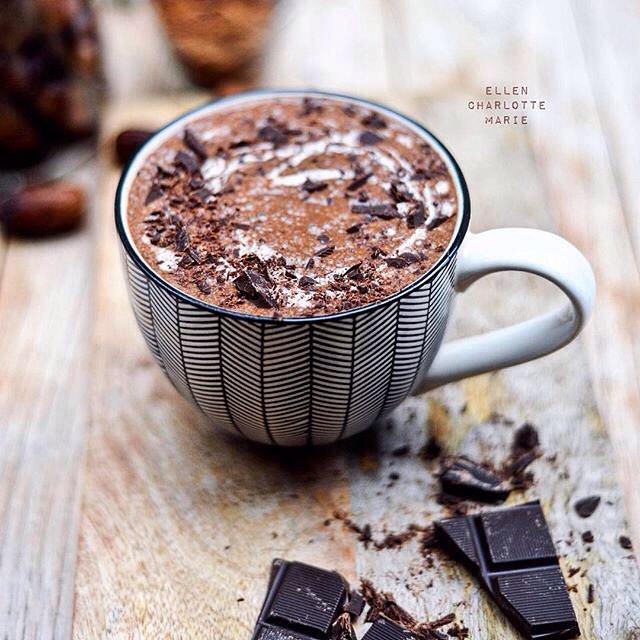 Chocolate Tahini Smoothie