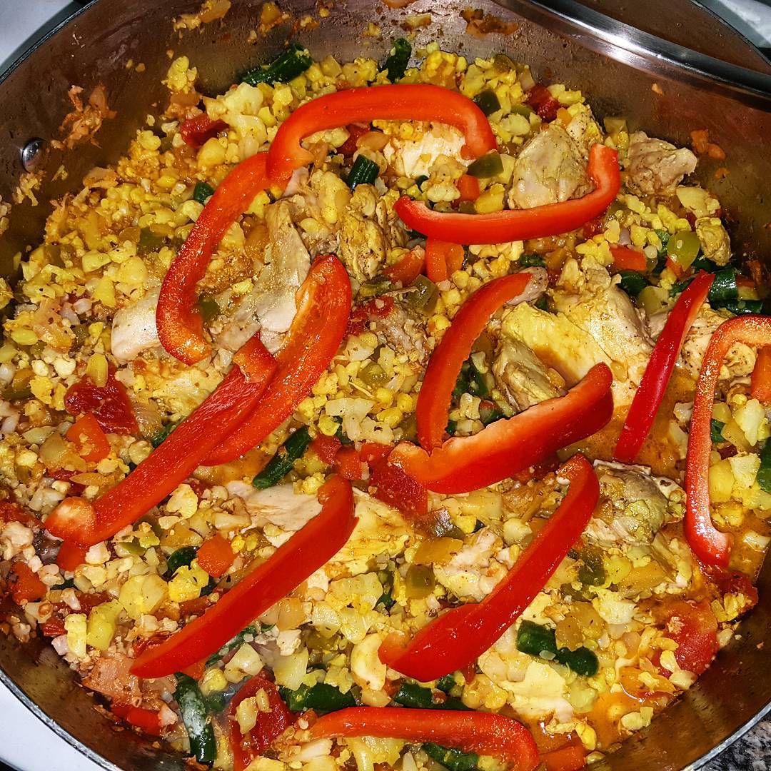 Paleo Faux Arroz con Pollo
