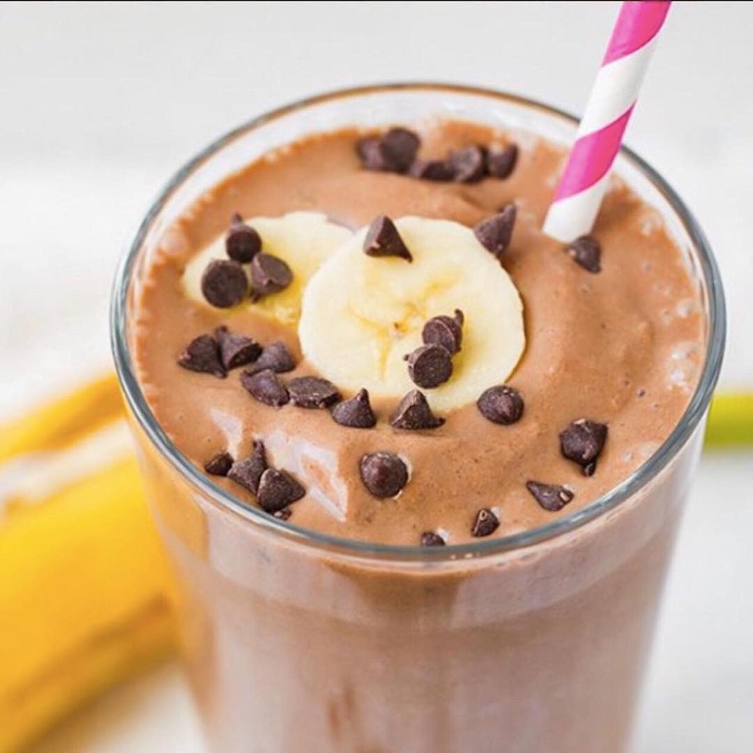 Chocolate Peanut Butter Banana Breakfast Shake