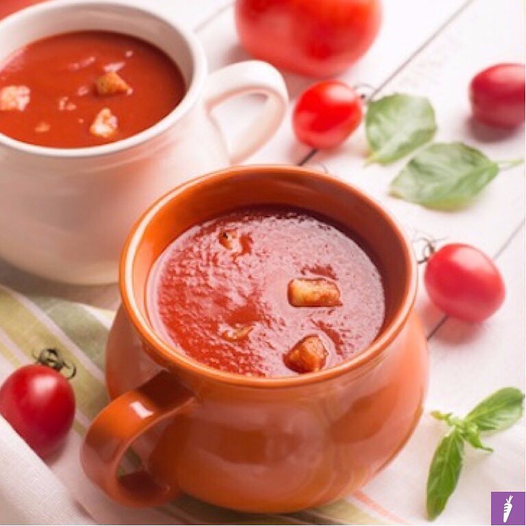 Thick Smoky Roasted Capsicum and Tomato Soup