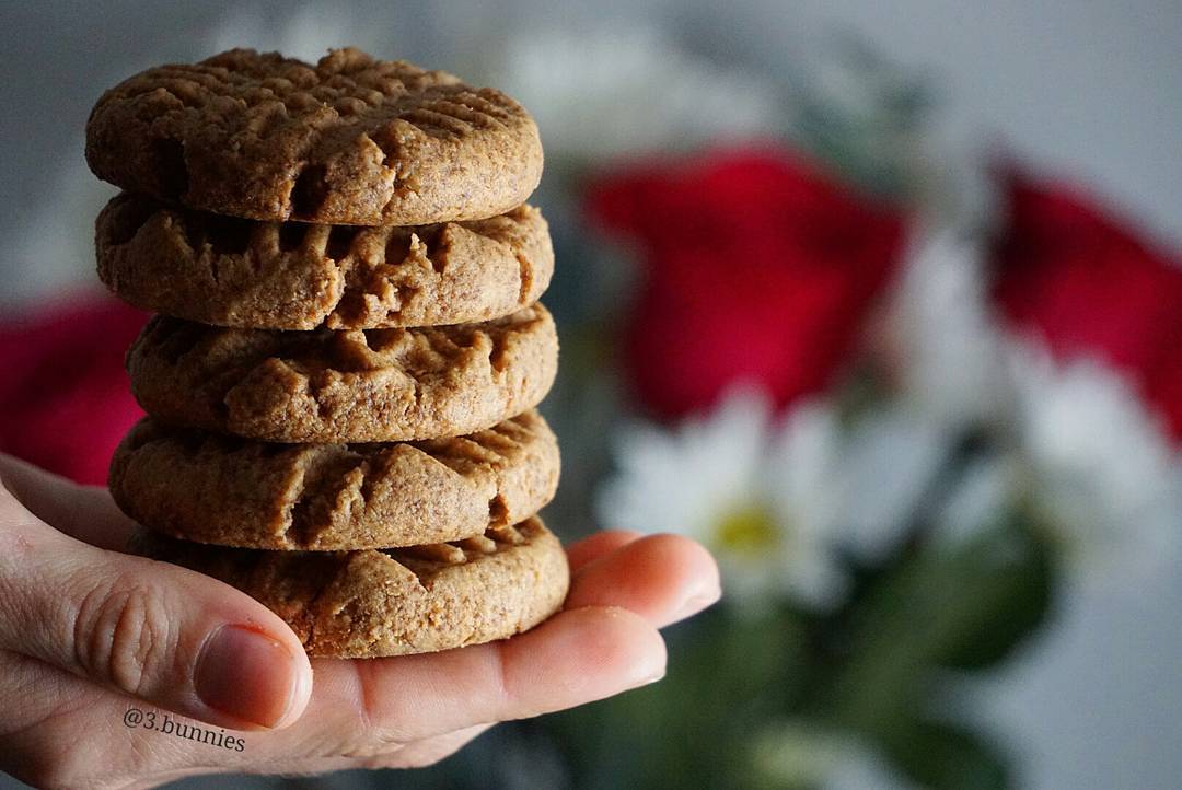 Crunchy Peanut Butter Cookies