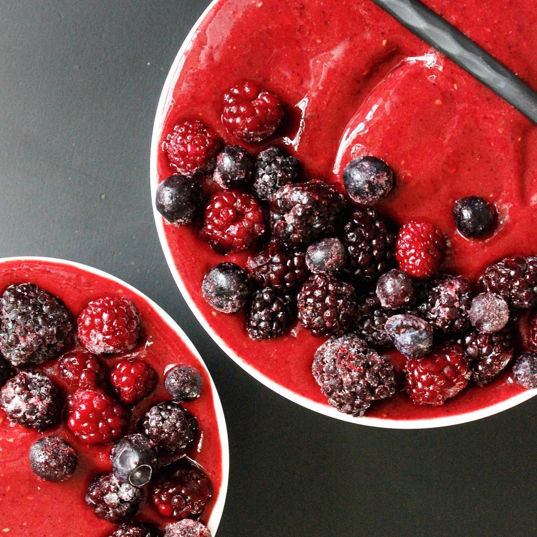 Acai Berry Smoothie Bowl