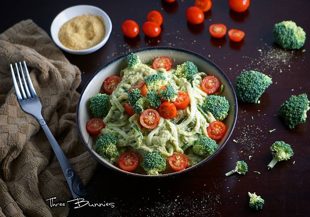 Fresh Raw Alfredo with Zucchini Noodles