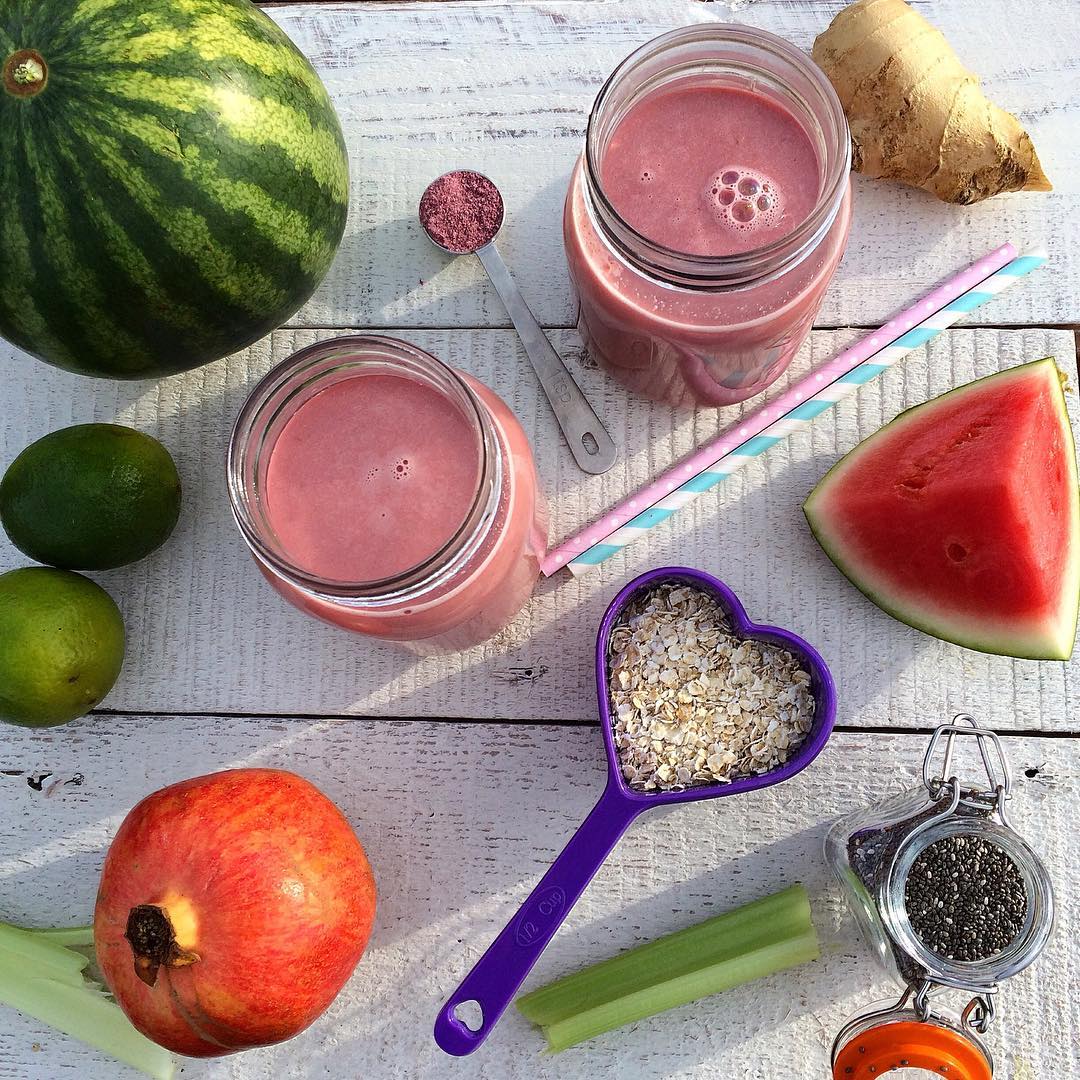 Clean Love Smoothie with Pomegranate and Ginger