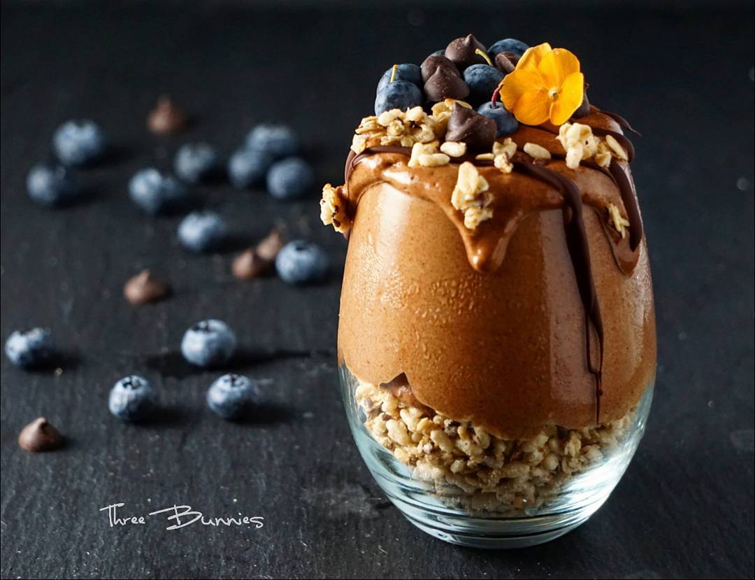 Raw Cacao Nicecream with Hemp Granola and Blueberries