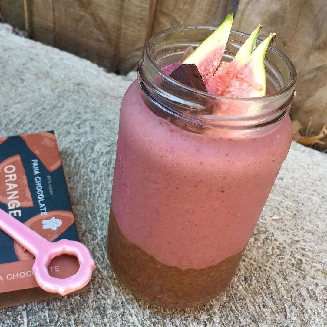 Chocolate Cinnamon Chia Pudding and Cherry Smoothie