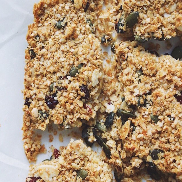 Almond and Pumpkin Seed Quinoa Breakfast Brittle