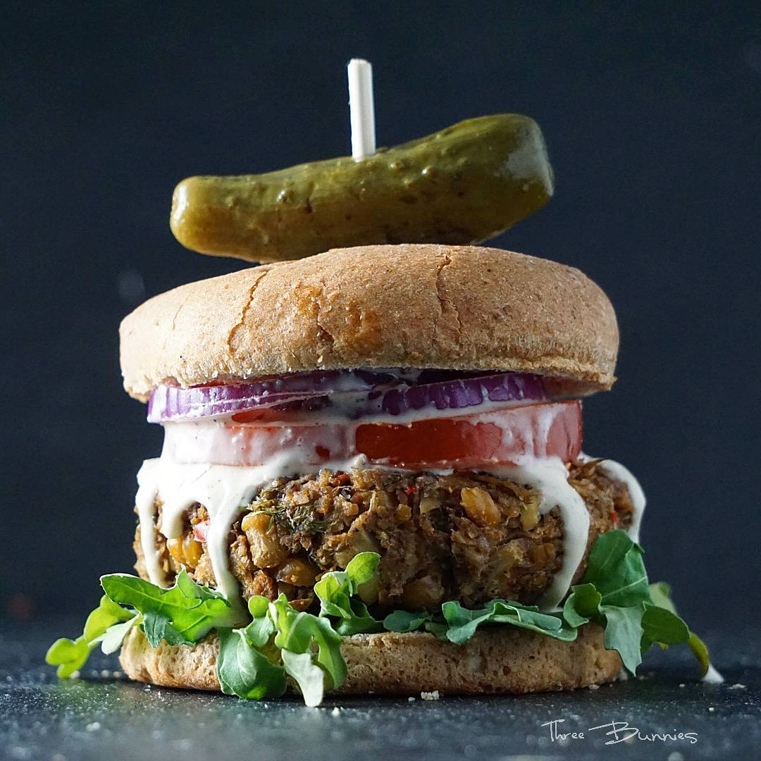 Vegan Crabby Patty Burger with Toppings