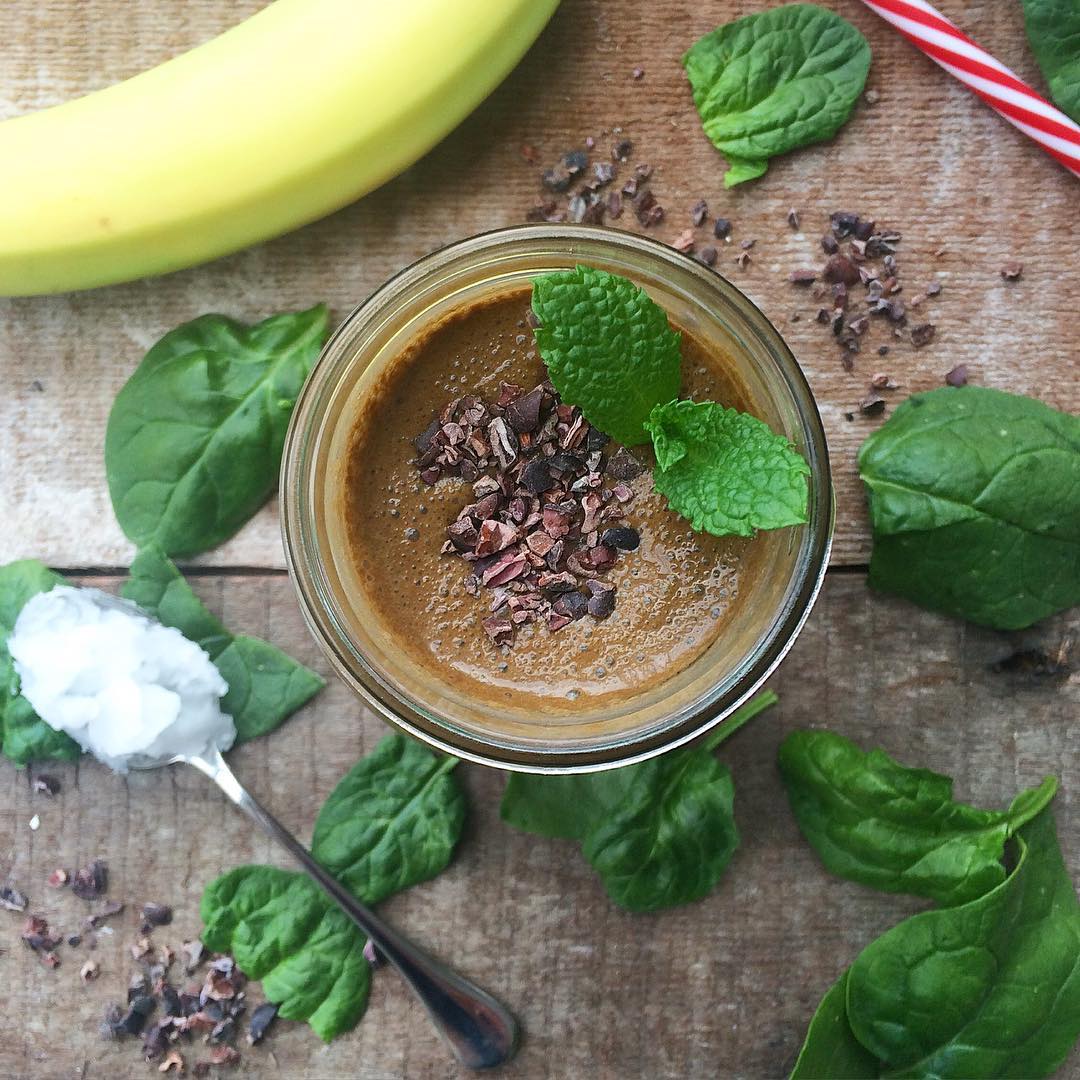Mint Cacao Smoothie with Banana and Spinach