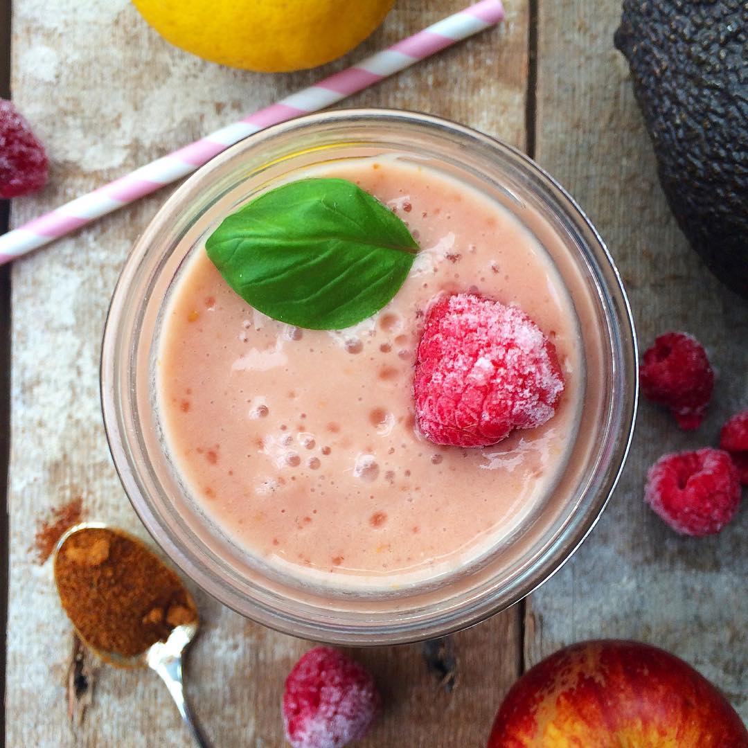 Pink Grapefruit Avocado and Raspberry Smoothie