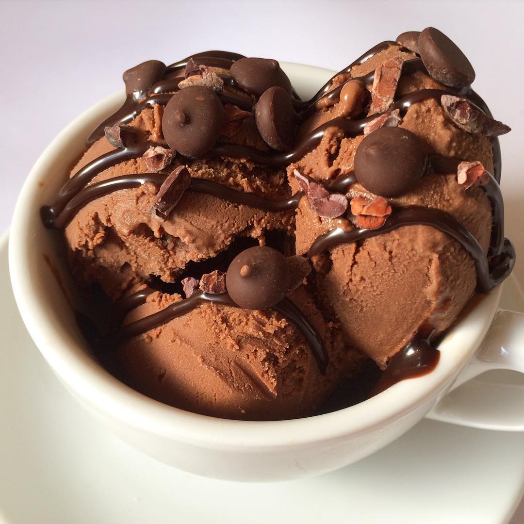 Easy Vegan Chocolate Ice Cream Treat