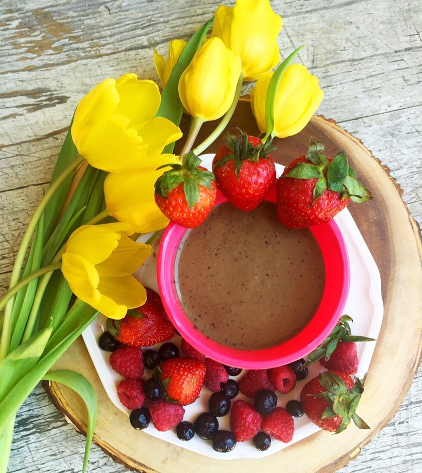 This Berry Chocolate Smoothie