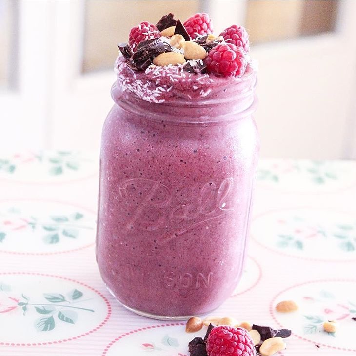 Hibiscus and Berry Smoothie