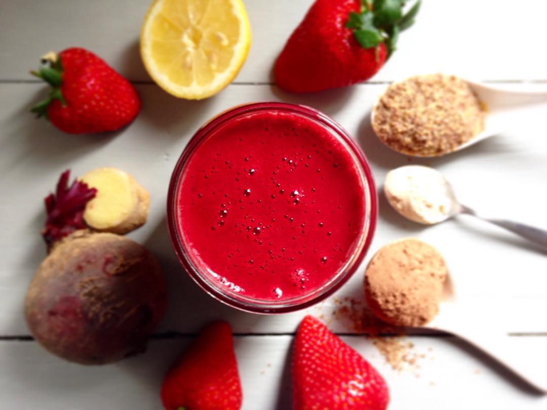 Healthy Beet Berry Cacao Smoothie Blend