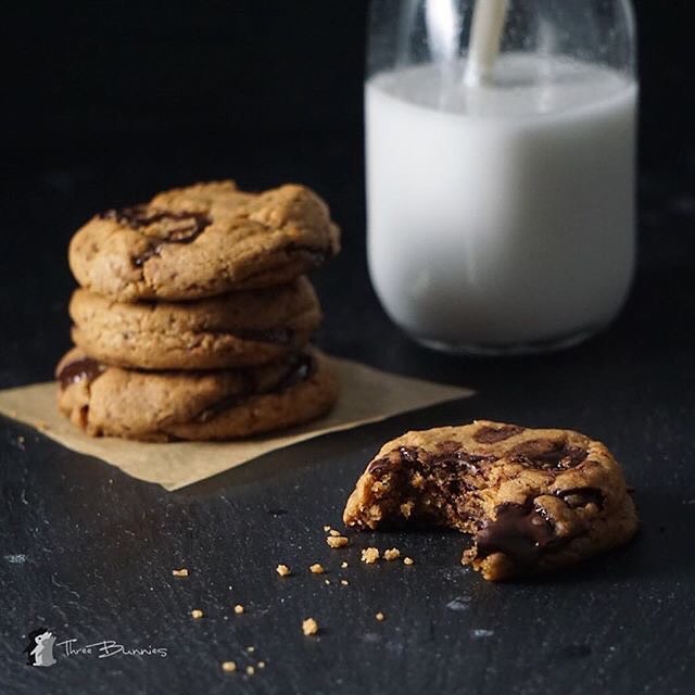 Vegan Chocolate Chip Cookies Made with Coconut