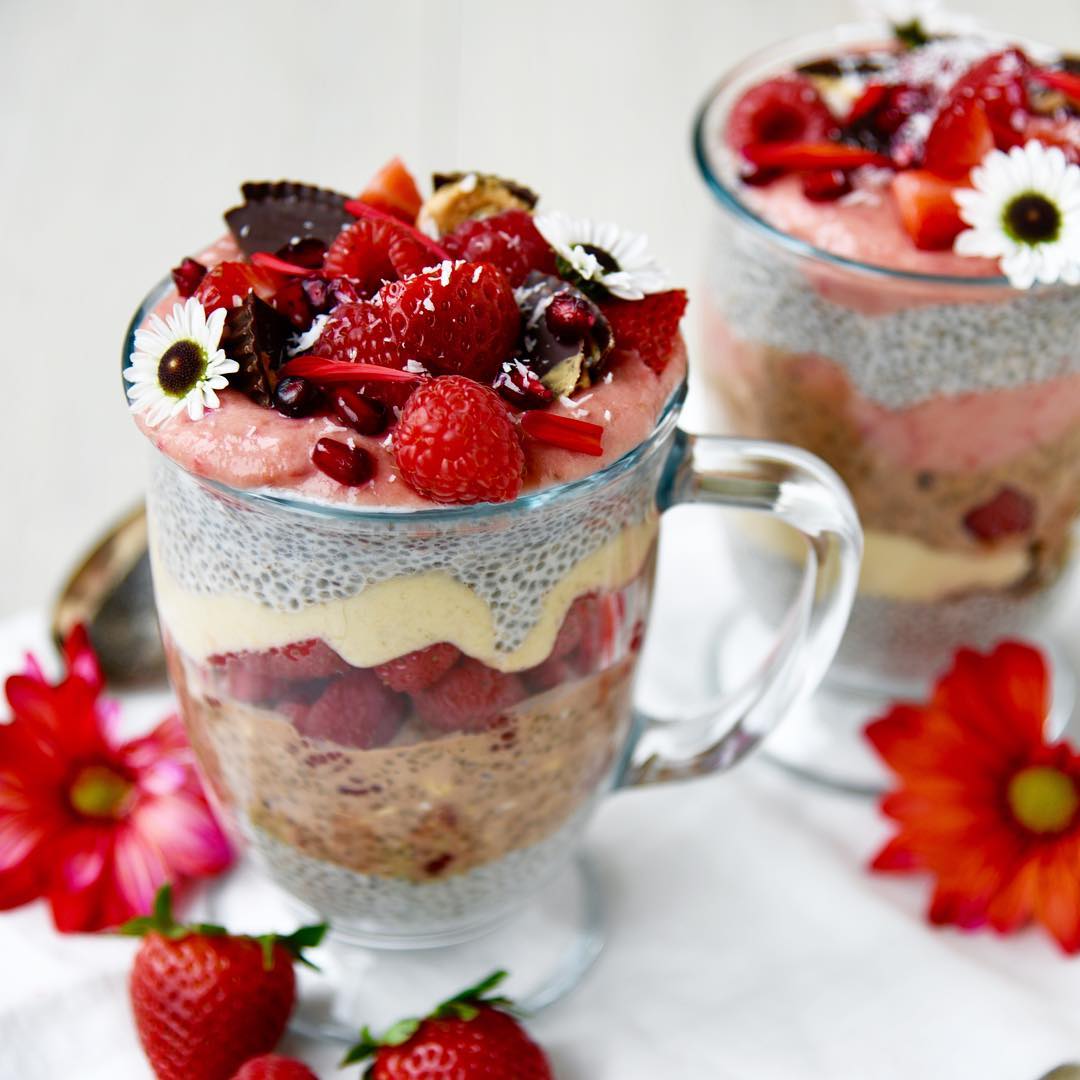 Neapolitan Overnight Oat Parfait Breakfast