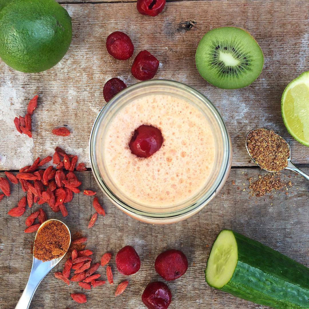 Cherry & Goji Berry Smoothie