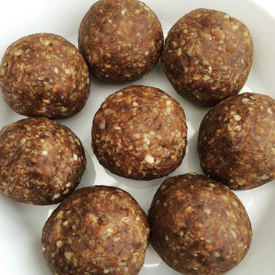 Gingerbread Protein Balls