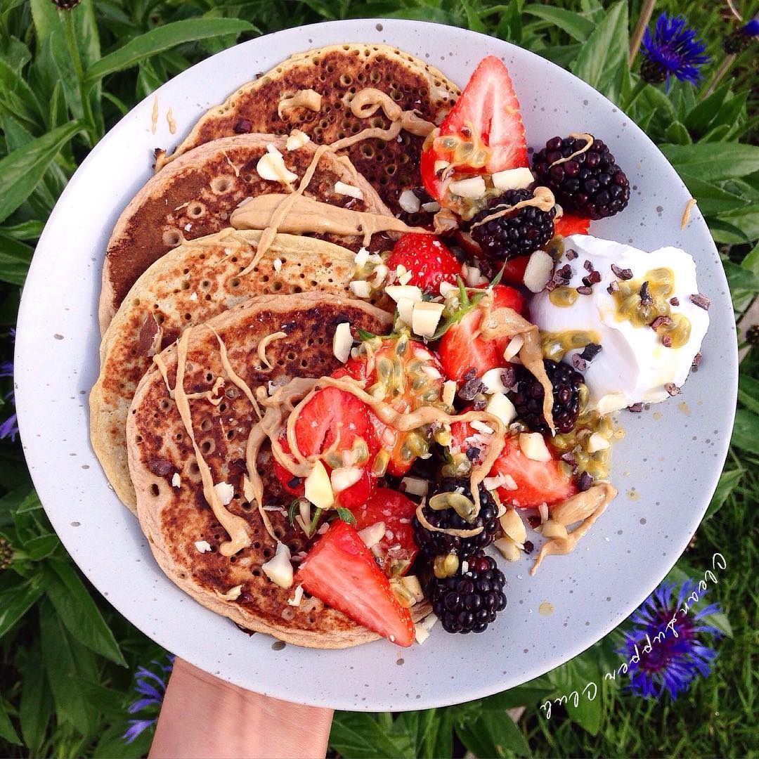Homemade Banana Strawberry Pancakes