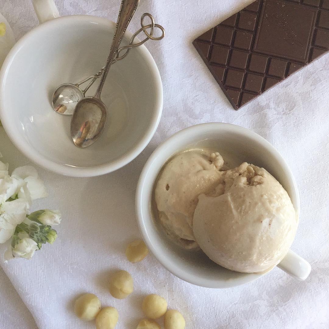 Macadamia Nut Nicecream