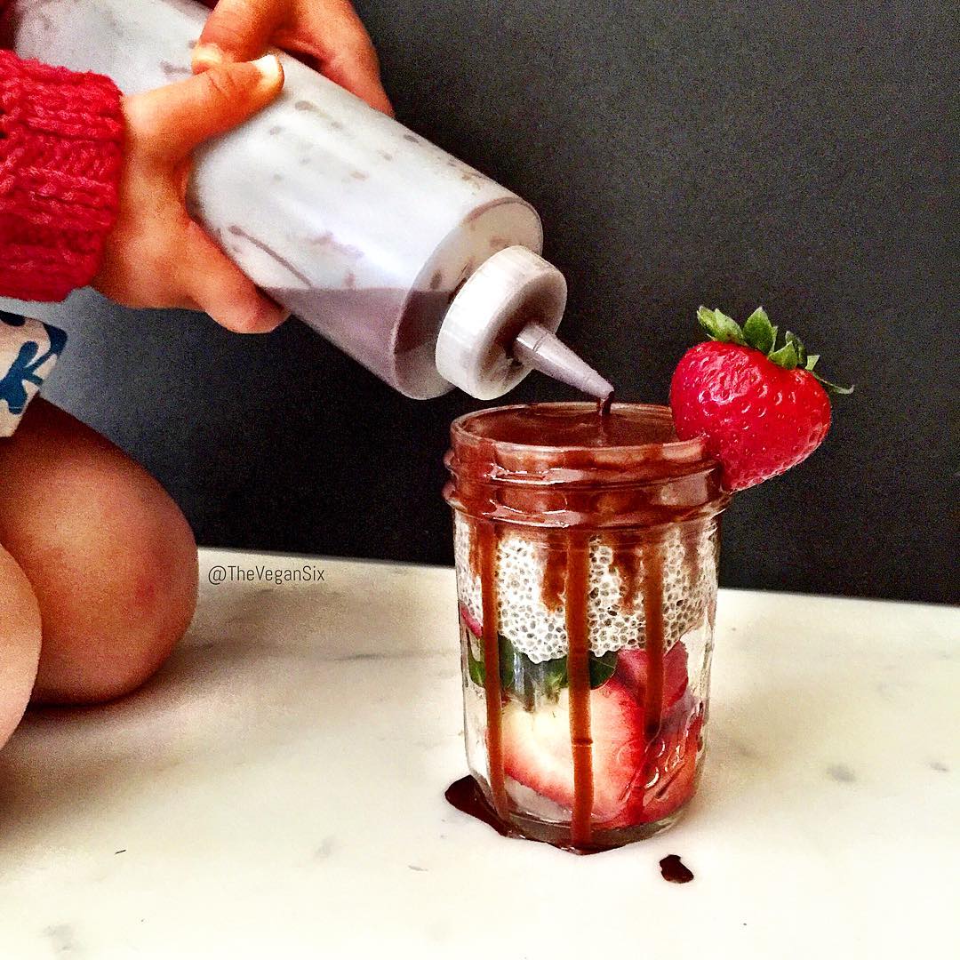 Homemade Chia Seed Pudding Jars with Fresh Fruit