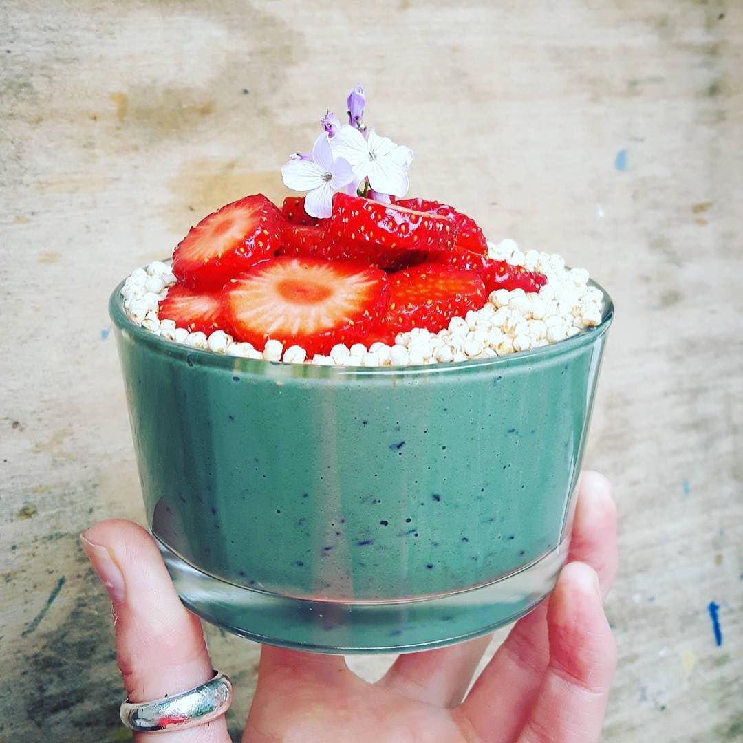 Cashew Spirulina Date Parfait with Quinoa and Strawberries