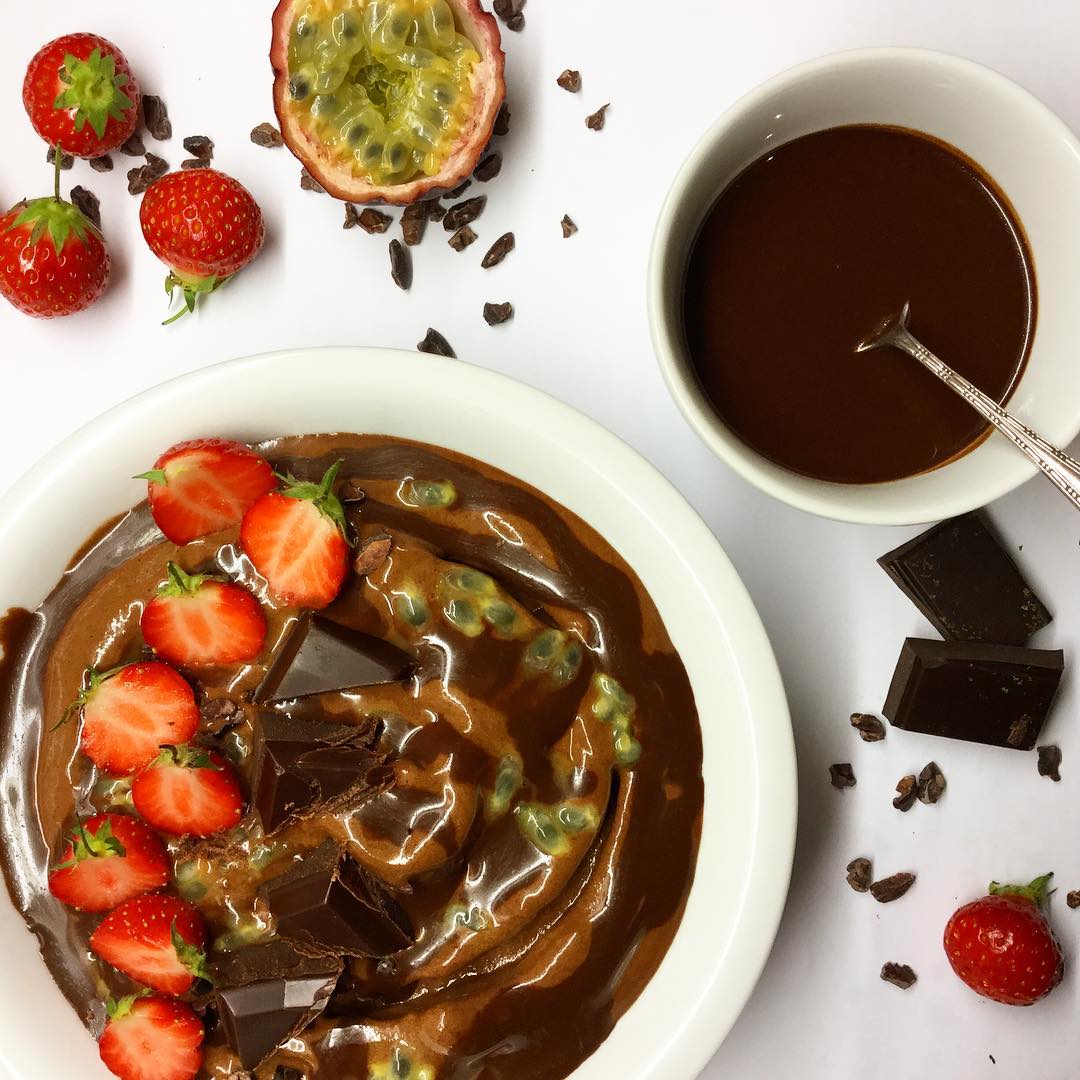 Vegan Chocolate Banana Nicecream and Sauce
