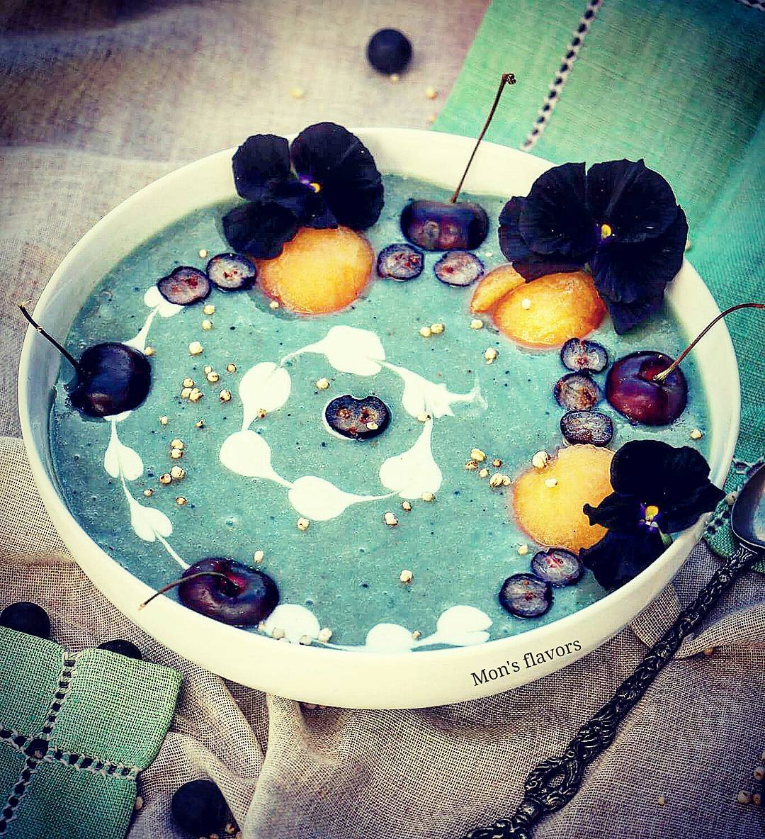Spirulina Smoothie Bowl with Fresh Fruits