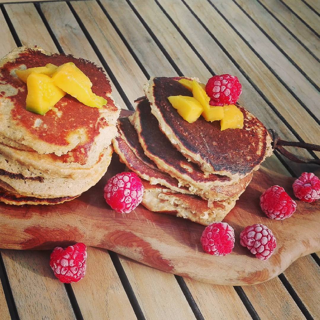 Healthy Banana Oat Breakfast Pancakes