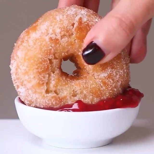 Simple Vegan Doughnuts for Breakfast