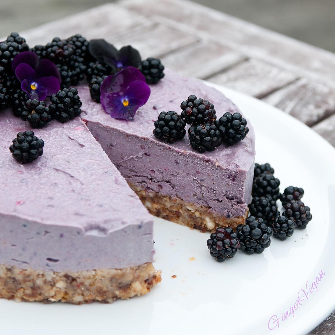 No Bake Vegan Blackberry Cheesecake