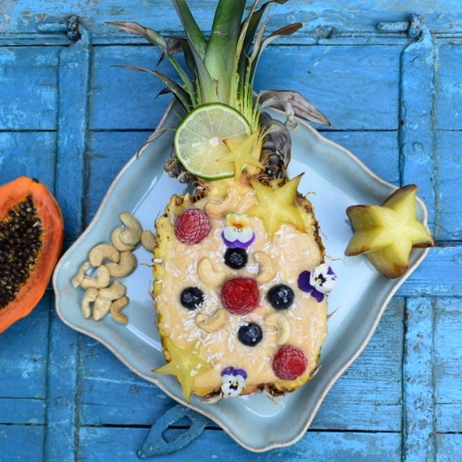 Coconut, Papaya and Pineapple Smoothie with Lucuma and Baobab