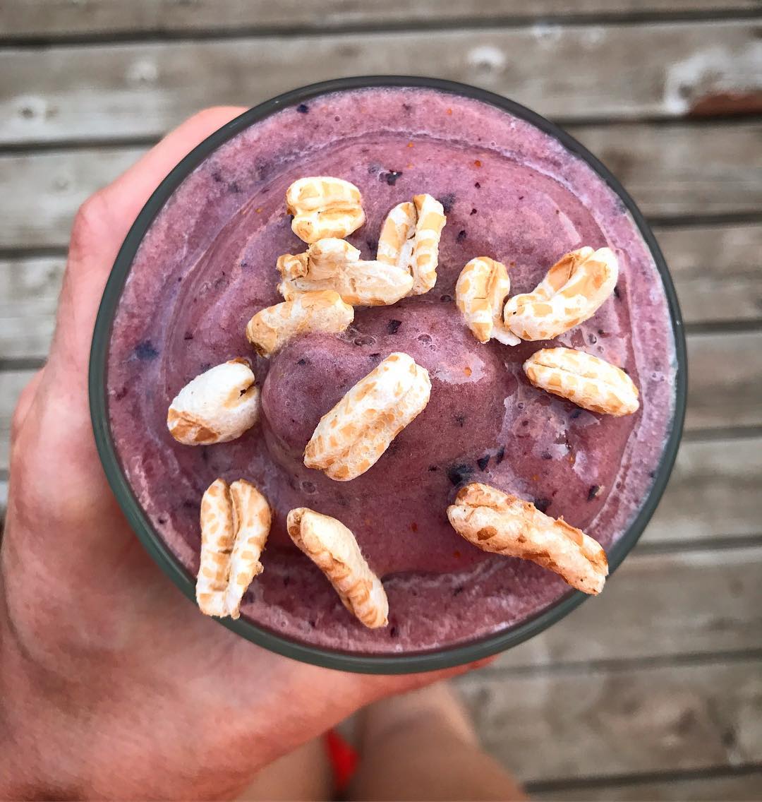 Energizing Blueberry Banana Smoothie