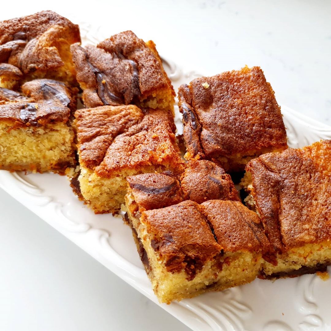 Banana & Chocolate Ganache Cake