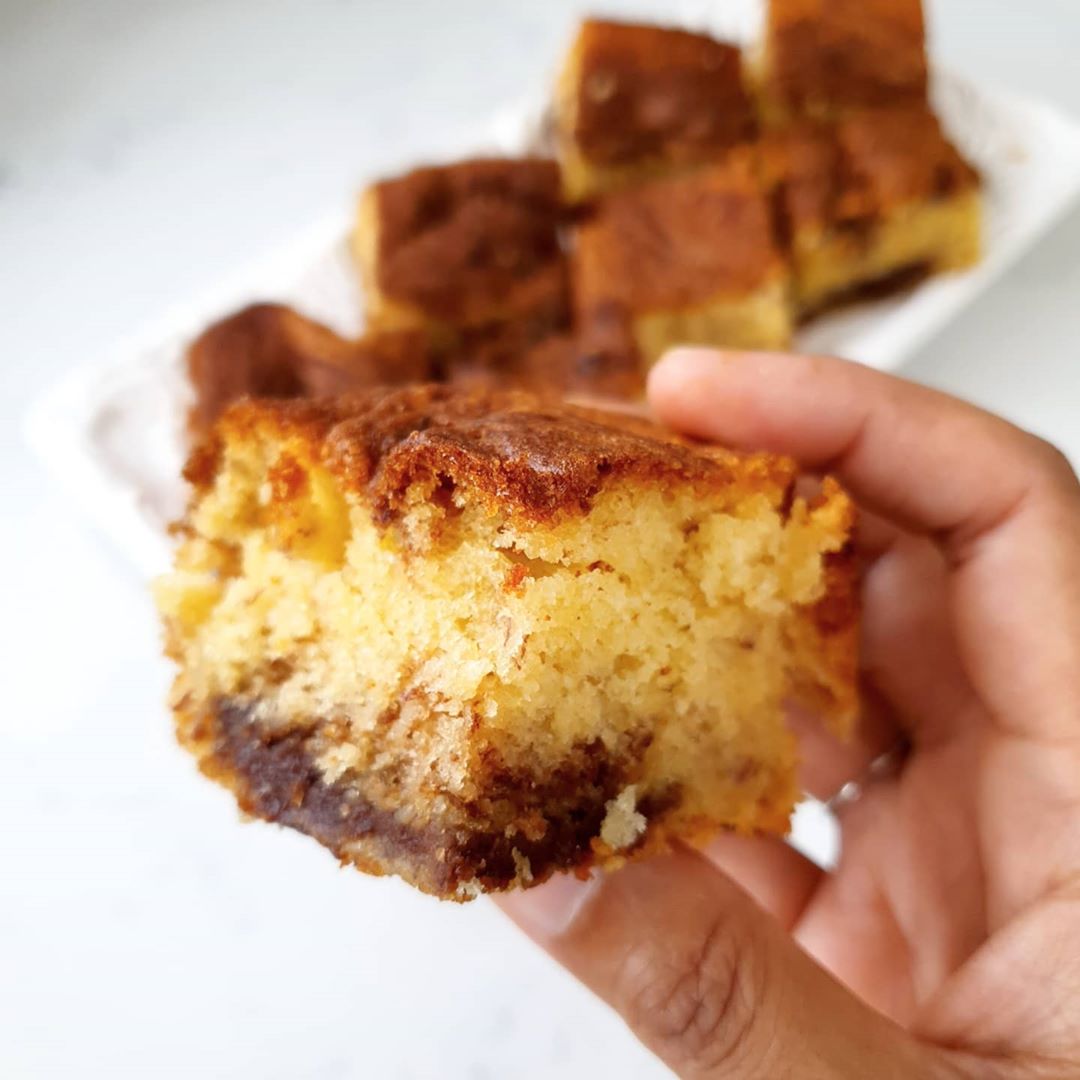 Banana & Chocolate Ganache Cake