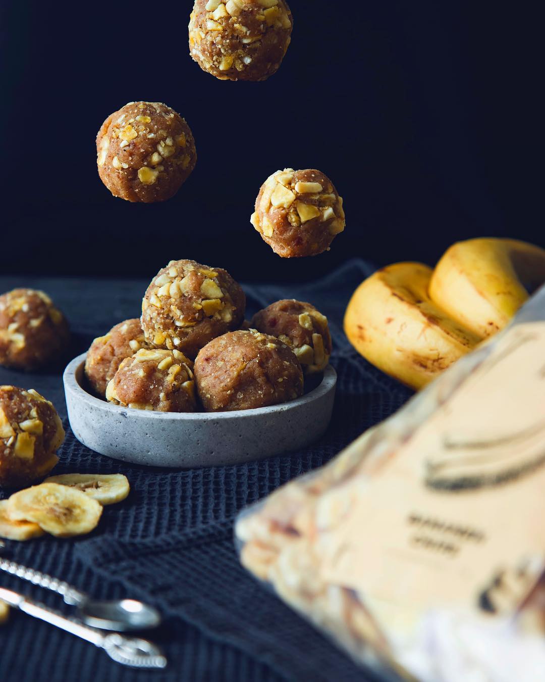 Banana Cashew Bliss Balls