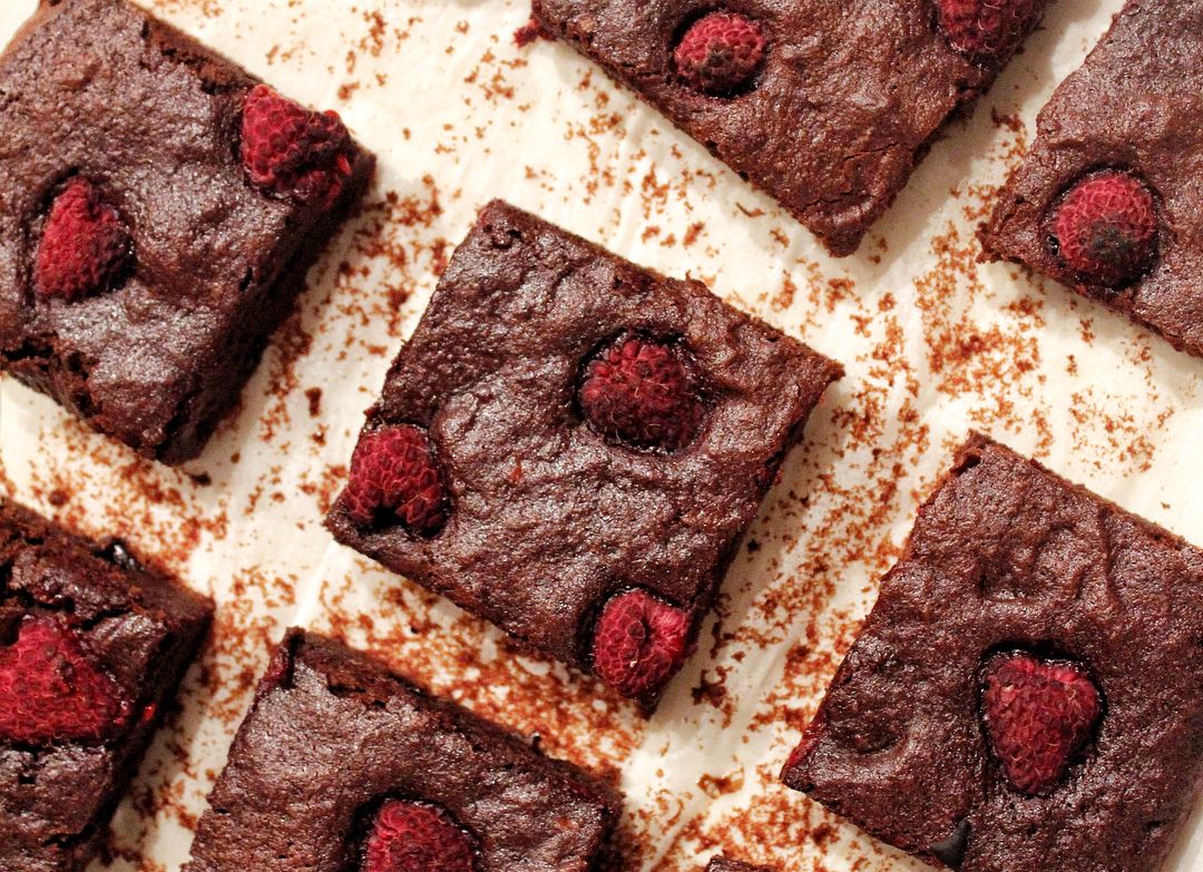 Simple Vegan Gluten-Free Brownies for Gatherings