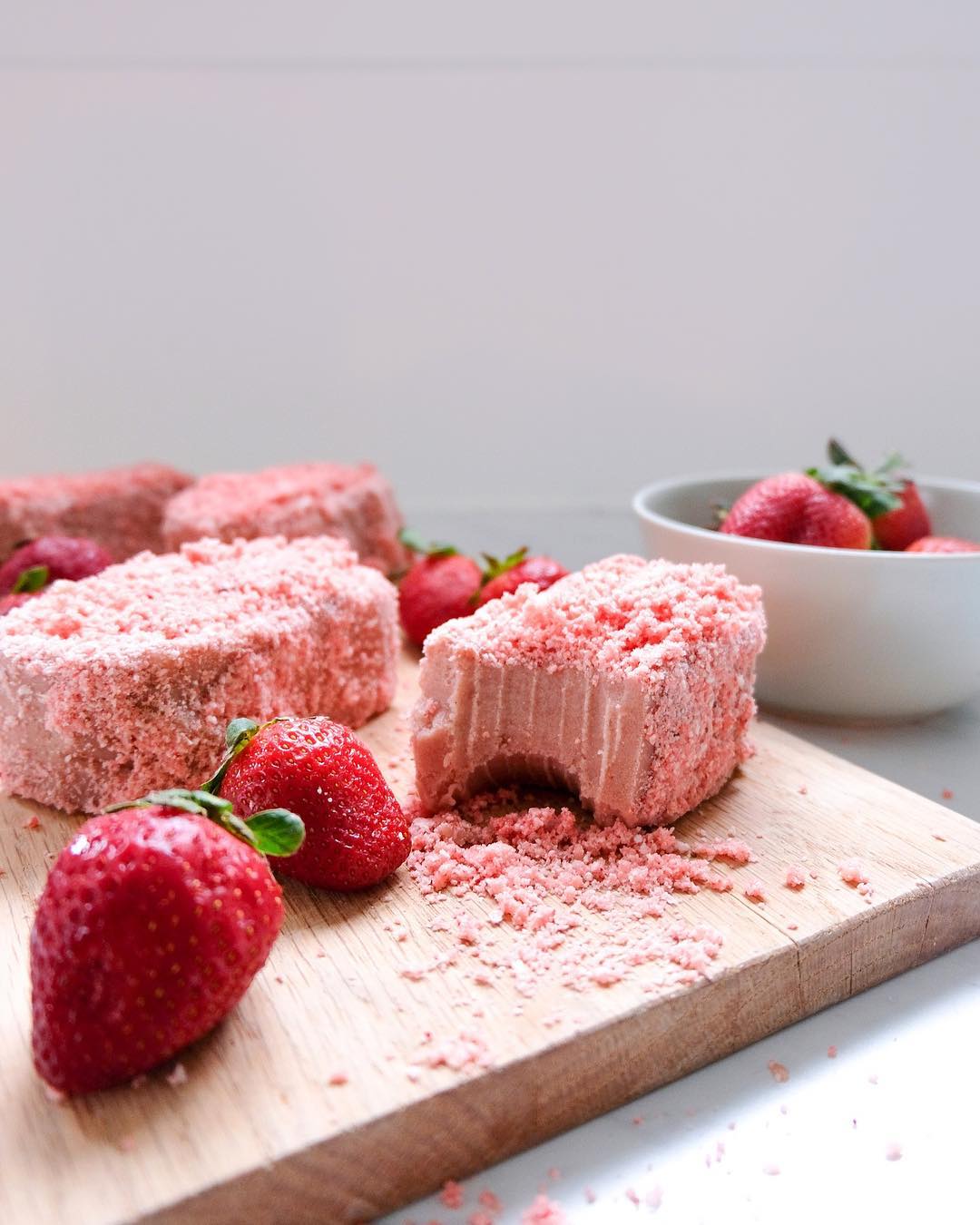 Strawberry Shortcake Nicecream Bars
