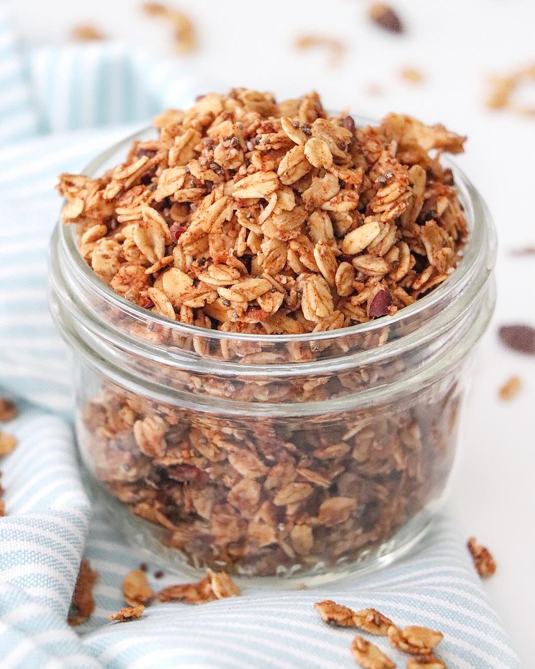 Apple Cinnamon Raisin Granola