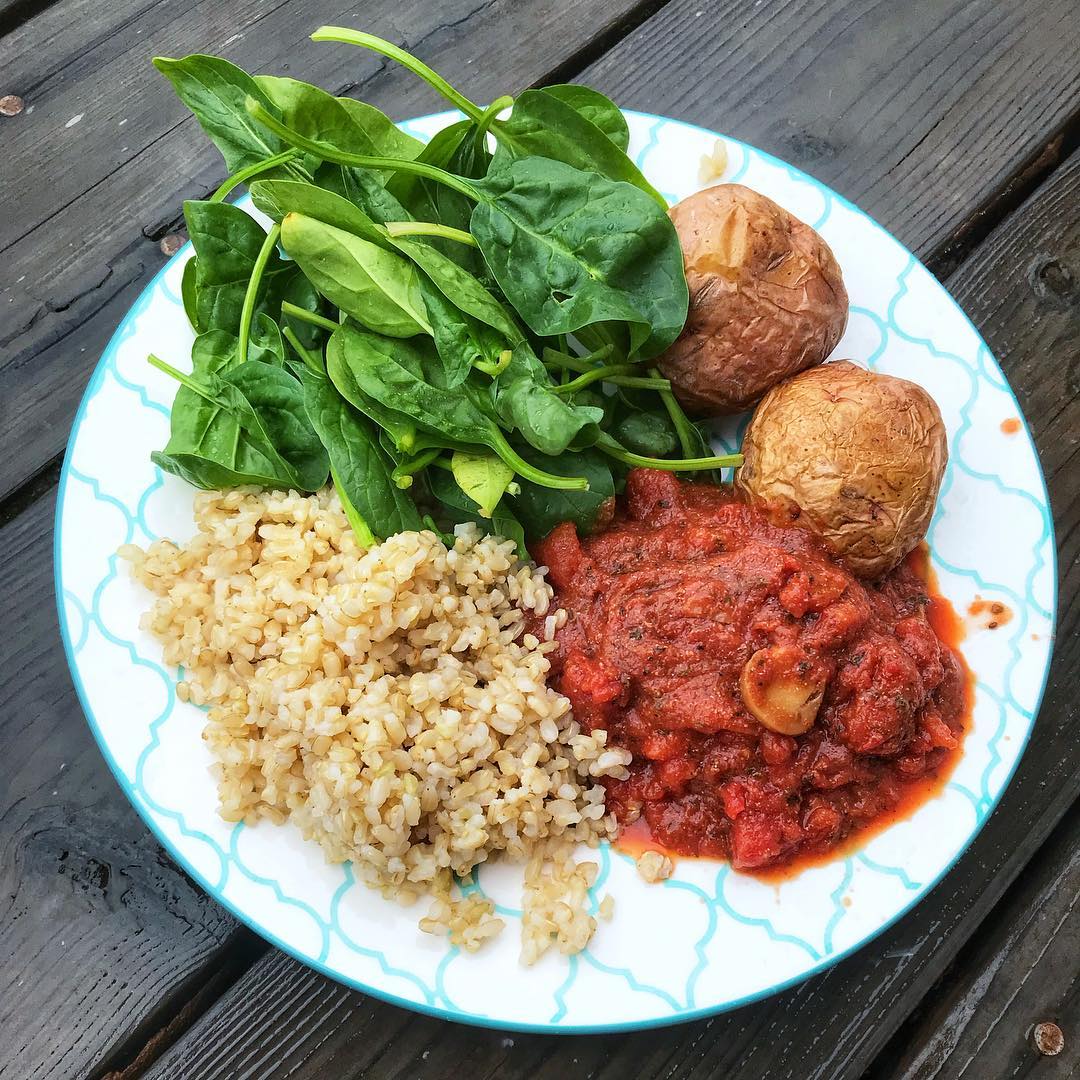 Asta with Tomato Sauce Can Be Tweaked to Whole-Grain Pasta with Added Vegetables